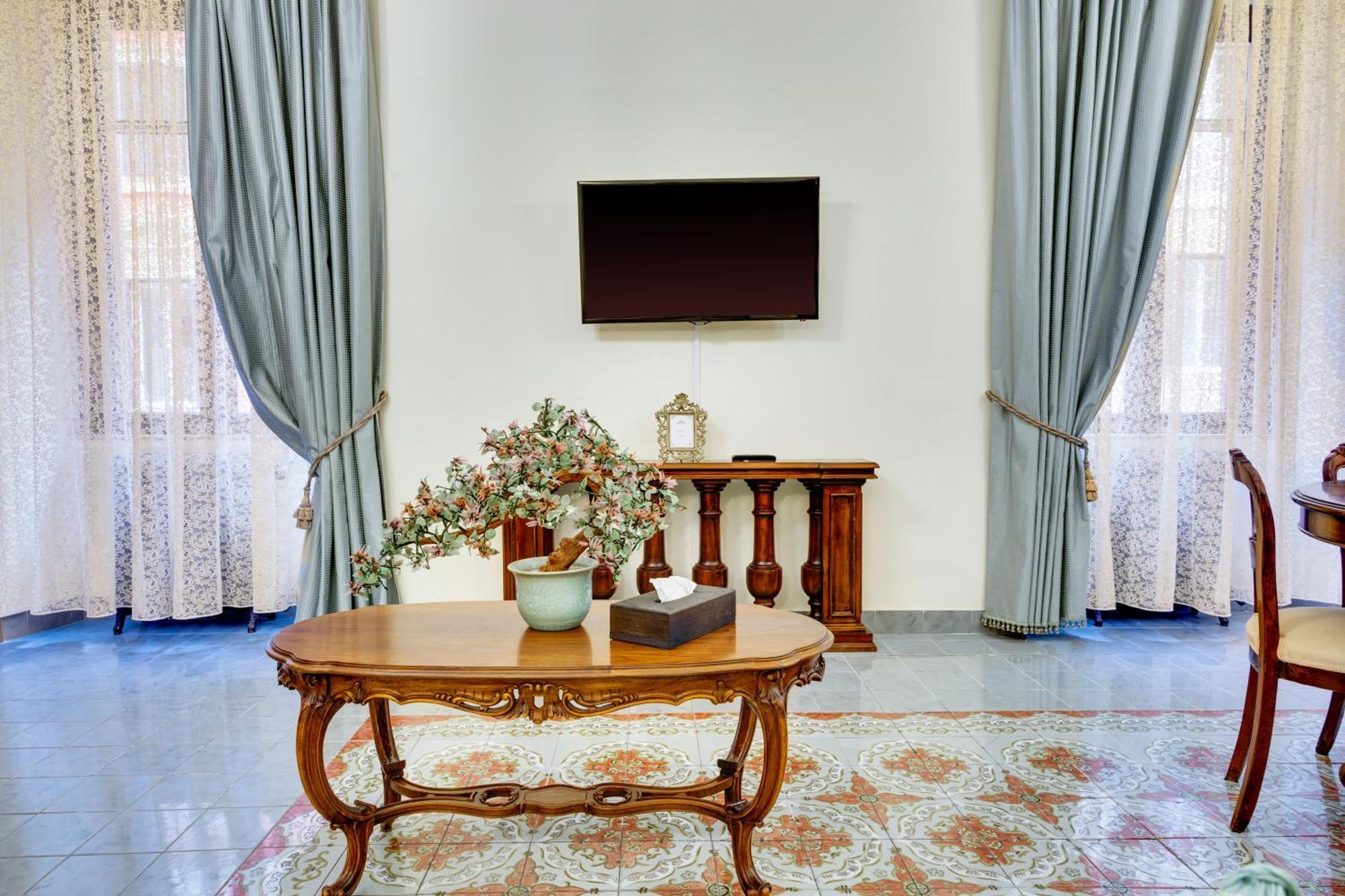 Domus Palermo *